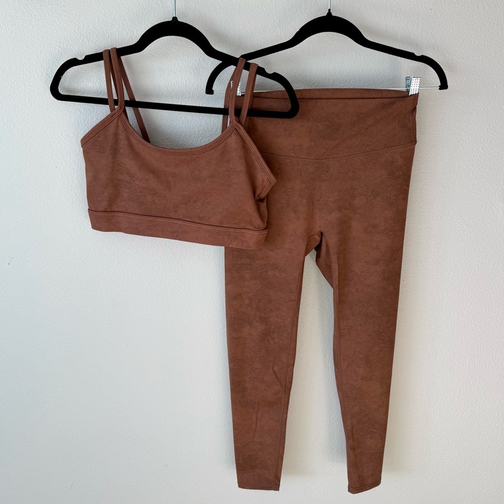 🌷NWOT Chocolate Brown Marbled Activewear Set | Strappy Sports Bra & Leggings